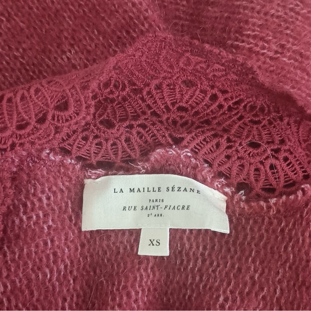Sezane Astride jumper
$95 $145 Size: XS Sezane